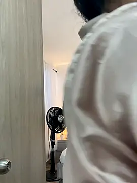 Snapshot of AbbyHank2 chatting on 12-01-25, 06:20 AbbyHank2 online show from 12-01-25, 06:20