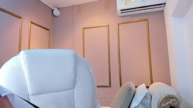 NahimiThompson online show from 11-21-25, 07:46