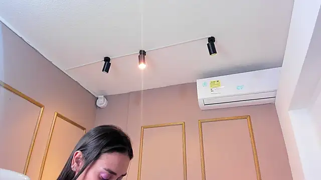 NahimiThompson online show from 11-13-25, 07:40