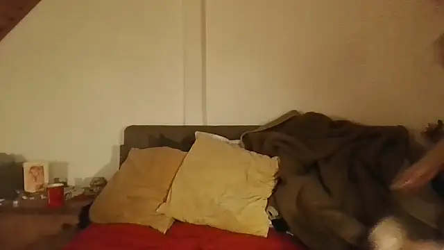 Snapshot of carmine_cate chatting on 02-08-26, 09:23 carmine cate online show from 02-08-26, 09:23