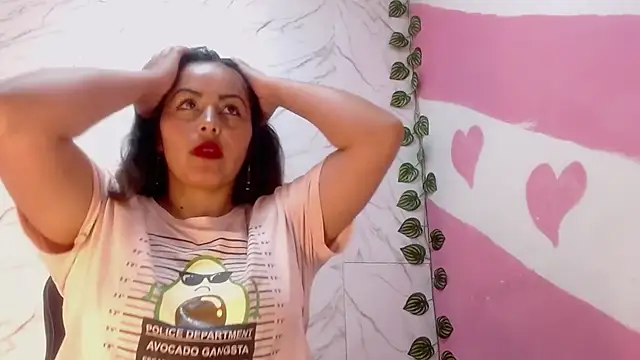 amara leoncm online show from 10-23-25, 05:11