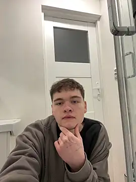 Snapshot of danielxfun chatting on 02-22-26, 12:29 danielxfun online show from 02-22-26, 12:29