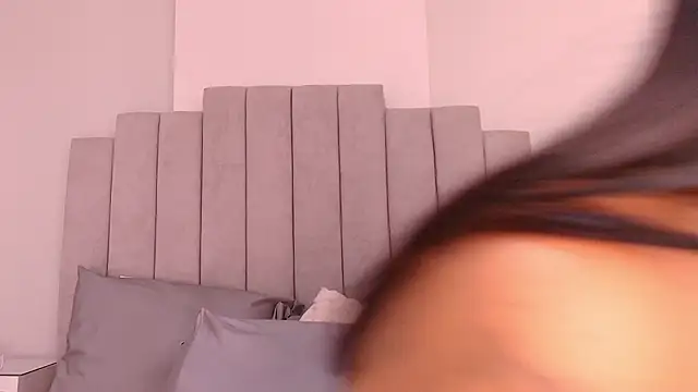 ellisrossi online show from 02-26-26, 07:03