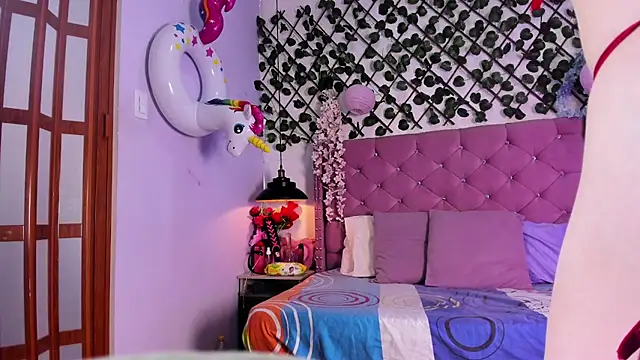 Violet-Storm- online show from 10-25-25, 07:58