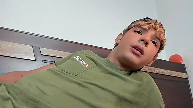 Daark Eros online show from 11-30-25, 07:03