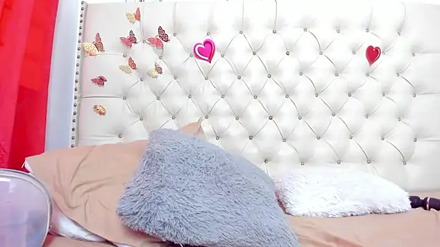 celena wonder online show from 04-15-26, 07:58