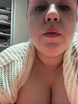 Rheetnena1 online show from 05-30-26, 03:13