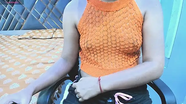 IndianKittey online show from 11-11-25, 08:42