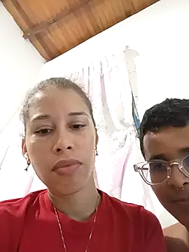 Luis Stars online show from 10-25-25, 01:27