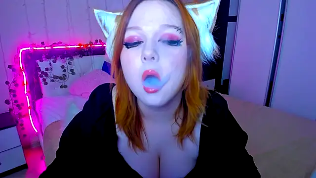 Snapshot of Lovly_Vixen chatting on 11-29-25, 07:25 Lovly Vixen online show from 11-29-25, 07:25