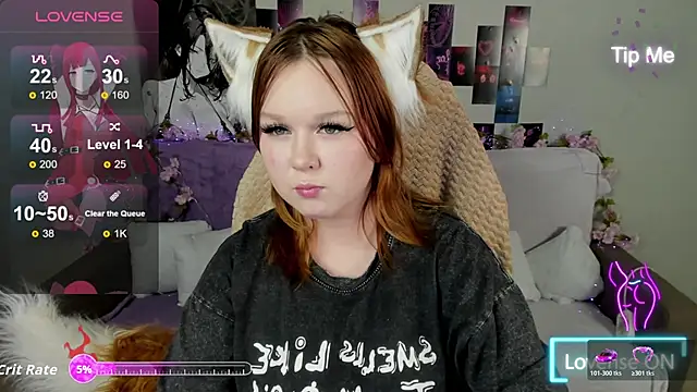 Snapshot of Lovly_Vixen chatting on 11-19-25, 05:13 Lovly Vixen online show from 11-19-25, 05:13