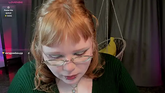 LottieReed online show from 01-09-26, 04:14
