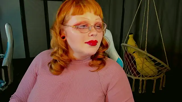 LottieReed online show from 02-11-26, 05:57