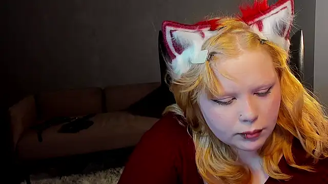 LottieReed online show from 05-07-26, 06:28