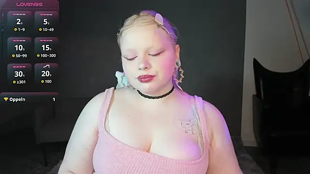 LottieReed online show from 05-25-26, 07:40
