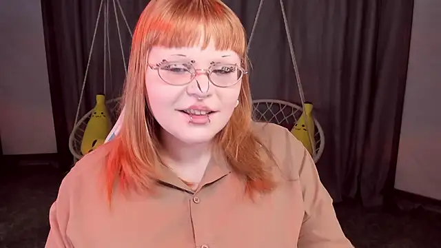 LottieReed online show from 03-12-26, 05:17