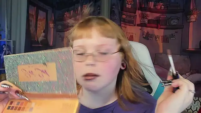 LottieReed online show from 11-11-25, 03:07