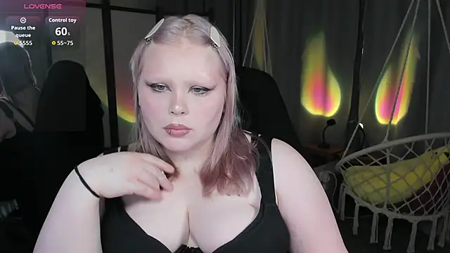 LottieReed online show from 05-29-26, 07:14