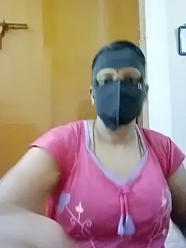 Snapshot of tamilammu1431 chatting on 02-21-26, 11:45 tamilammu1431 online show from 02-21-26, 11:45