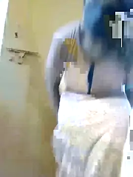 tamilammu1431 online show from 12-05-25, 02:26