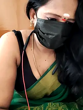 Snapshot of tamilammu1431 chatting on 06-07-26, 04:50 tamilammu1431 online show from 06-07-26, 04:50