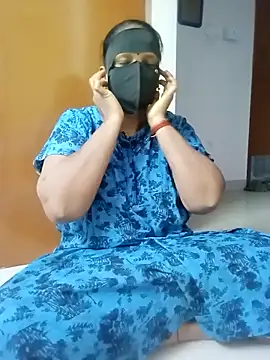 Snapshot of tamilammu1431 chatting on 02-02-26, 03:22 tamilammu1431 online show from 02-02-26, 03:22