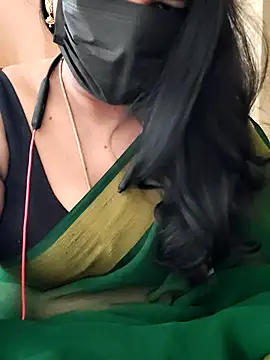 Snapshot of tamilammu1431 chatting on 07-13-26, 05:29 tamilammu1431 online show from 07-13-26, 05:29