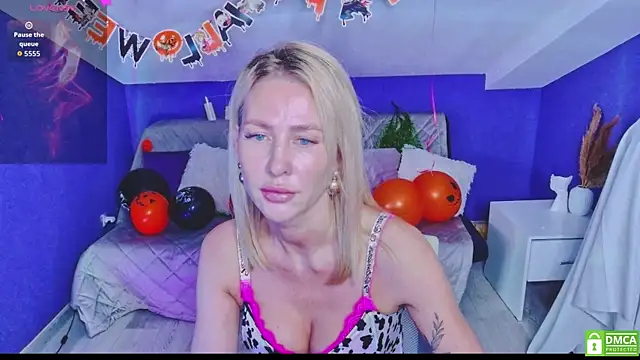 MadamMilly  online show from 10-30-25, 06:23