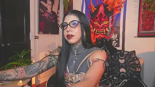Dalia Vorhees online show from 07-15-26, 02:07