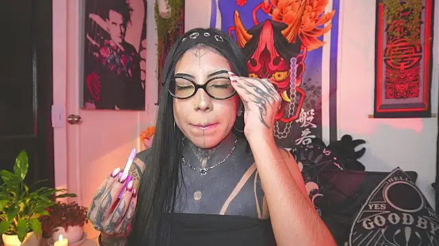 Dalia Vorhees online show from 06-30-26, 02:11