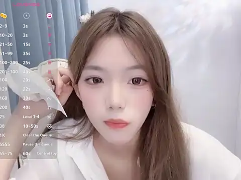 Snapshot of babyting-888- chatting on 10-27-25, 01:56 babyting-888- online show from 10-27-25, 01:56