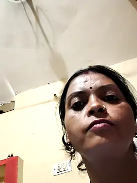 Snapshot of Pyaar_Ki_Pooja chatting on 10-25-25, 09:30 Pyaar Ki Pooja online show from 10-25-25, 09:30