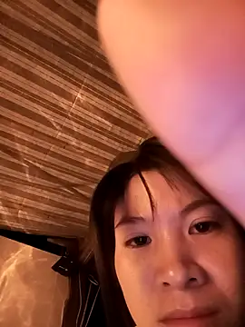 Cherry Le02 online show from 10-26-25, 04:40