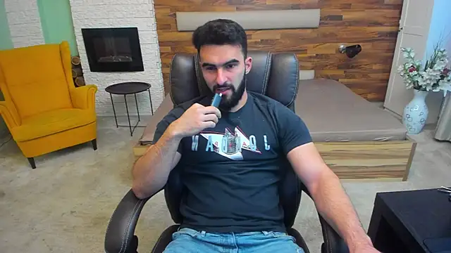 MicahLane online show from 11-17-25, 05:33