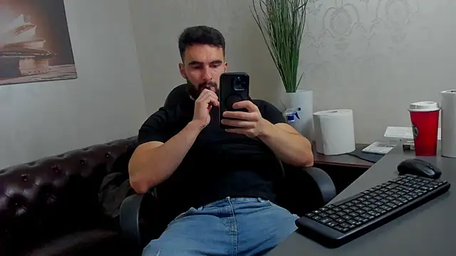 MicahLane online show from 10-30-25, 05:17