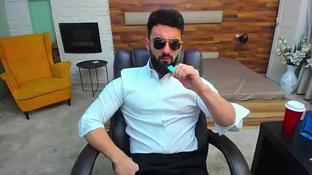 MicahLane online show from 12-16-25, 05:44