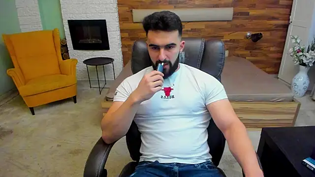 MicahLane online show from 11-21-25, 05:06