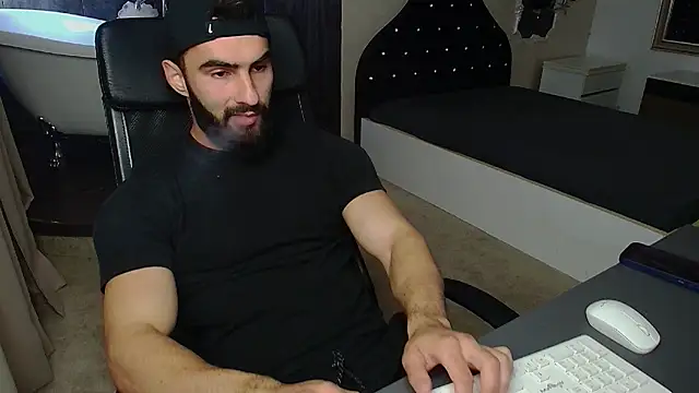Snapshot of MicahLane chatting on 07-18-26, 04:43 MicahLane online show from 07-18-26, 04:43