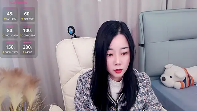 Xiaodie-baby online show from 10-28-25, 02:56