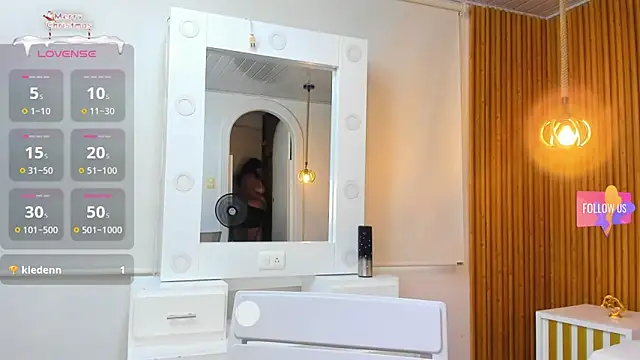 Hanna curvy  online show from 11-06-25, 11:36