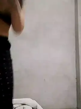 TRIEUTRIEU20 online show from 02-25-26, 08:58