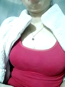 TRIEUTRIEU20 online show from 04-28-26, 08:13