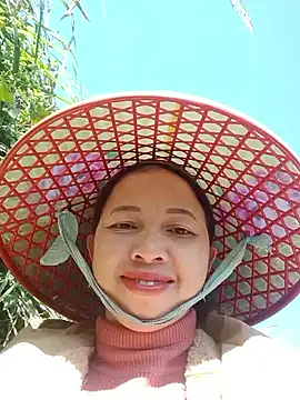 TRIEUTRIEU20 online show from 11-30-25, 02:34