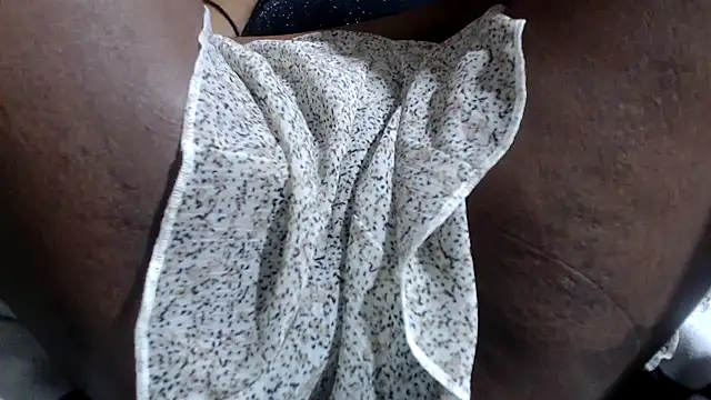 Snapshot of Bracylia chatting on 07-07-26, 06:47 Bracylia online show from 07-07-26, 06:47