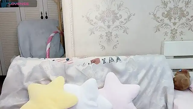 anna-888- online show from 02-15-26, 06:58