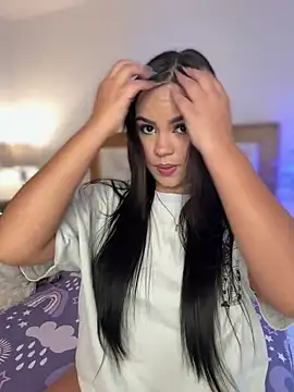 amber white15 online show from 11-14-25, 12:36