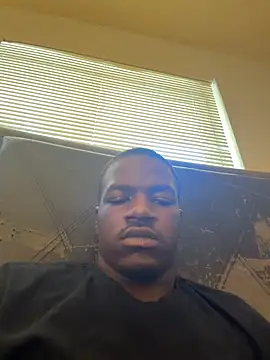 Snapshot of cjbuckkz11 chatting on 10-23-25, 03:43 cjbuckkz11 online show from 10-23-25, 03:43