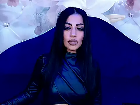 Snapshot of NoirKaylah chatting on 10-25-25, 07:58 NoirKaylah online show from 10-25-25, 07:58