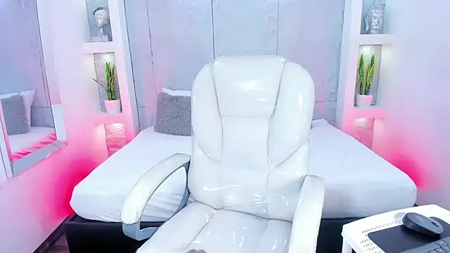 Snapshot of AmyColman_ chatting on 11-27-25, 11:43 AmyColman online show from 11-27-25, 11:43