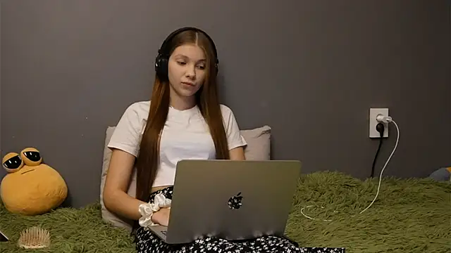 Softixq online show from 12-01-25, 02:07